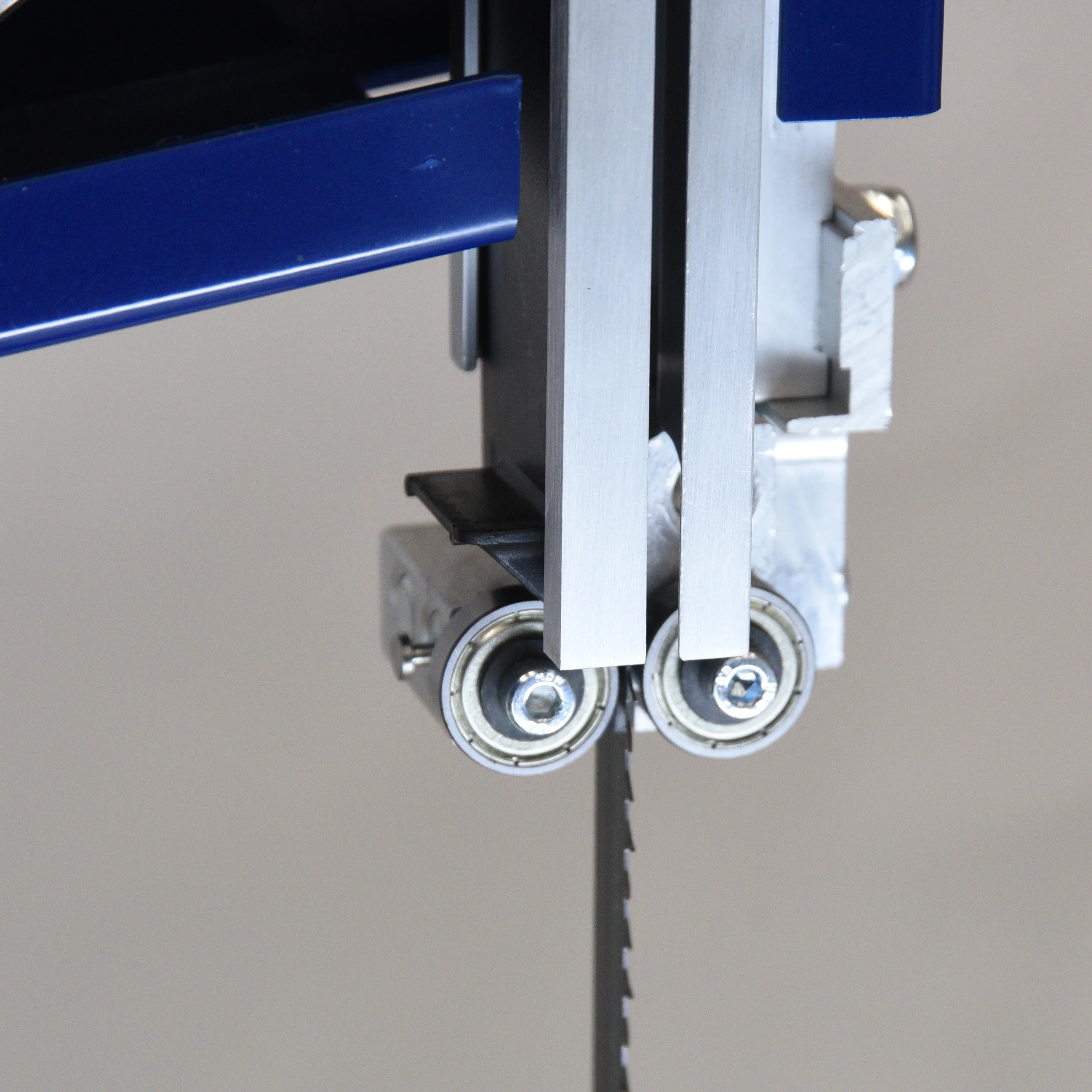 Carbatec 10" (245mm) Bandsaw - Image 5