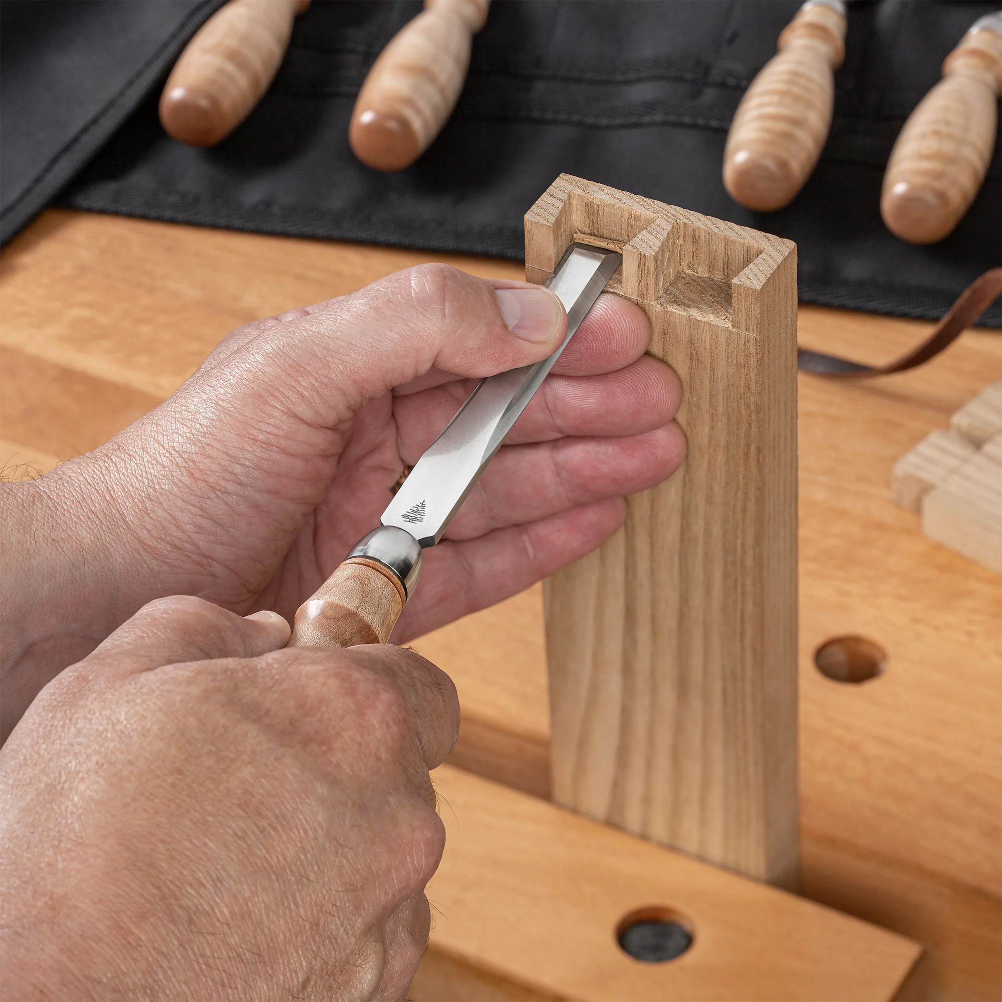Blue Spruce Dovetail Chisel 1" 25.4mm - Image 3