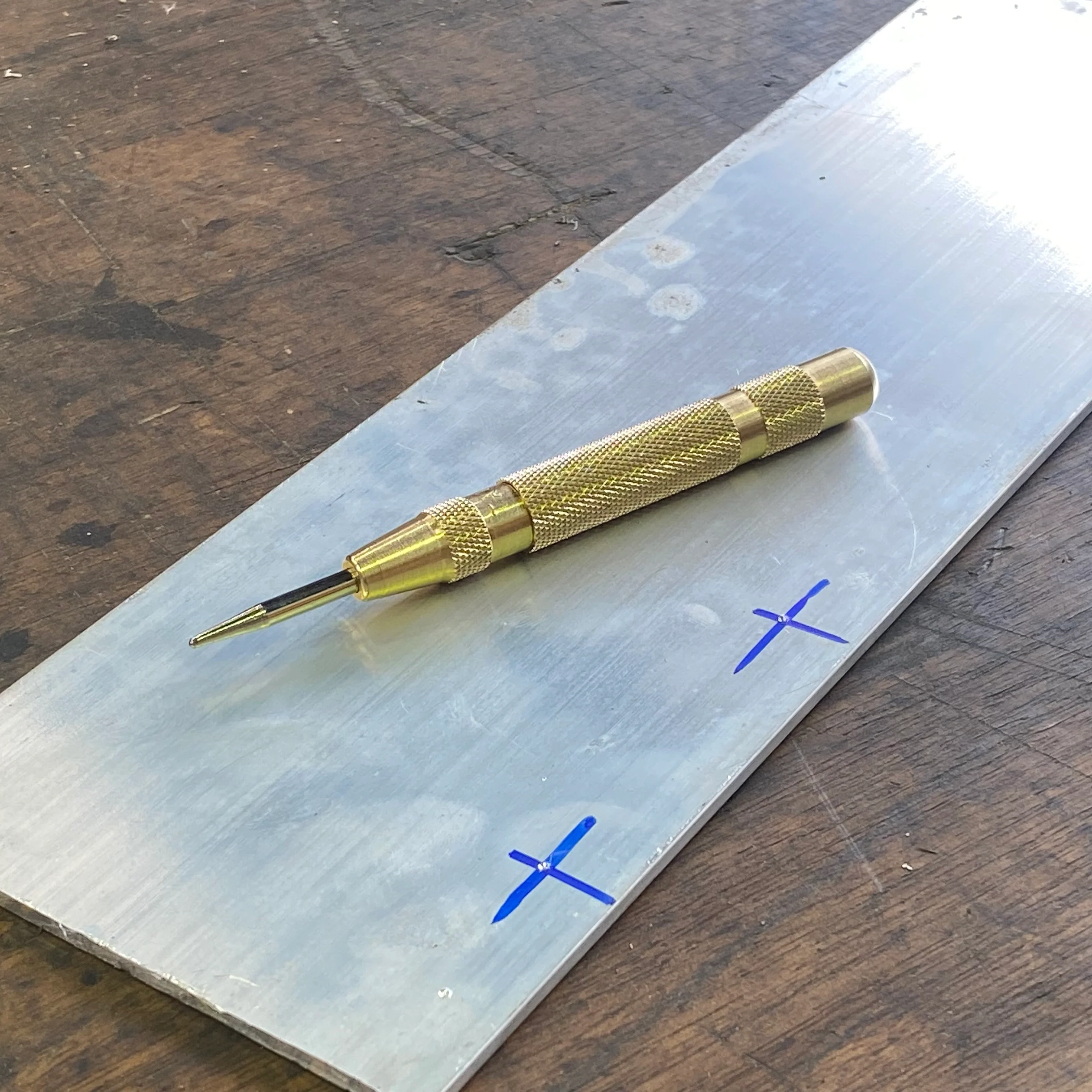 Carbatec Automatic Centre Punch Tool - Image 2