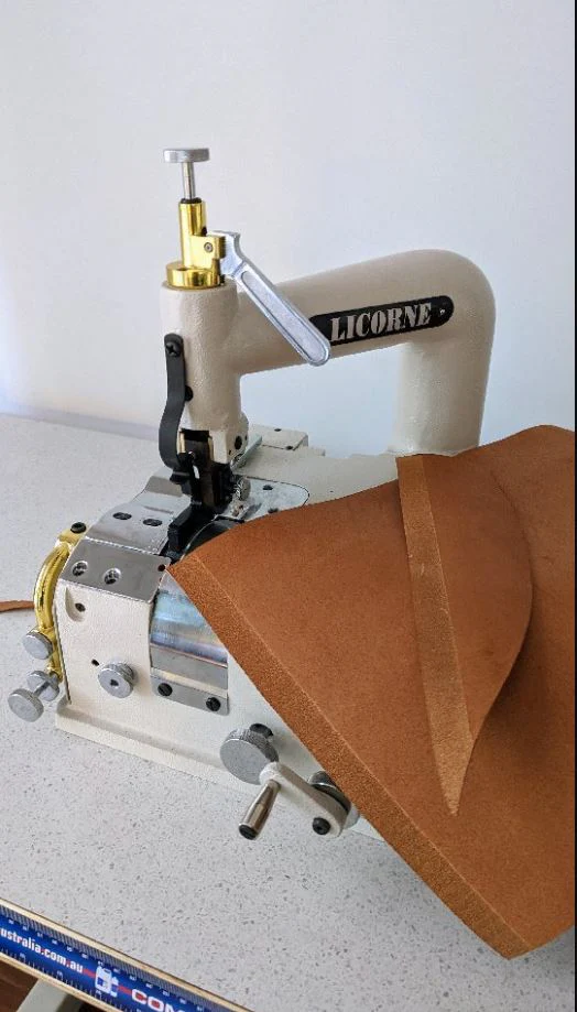 En Mina 2 Pocket Suede Handsaw Cover - Image 16