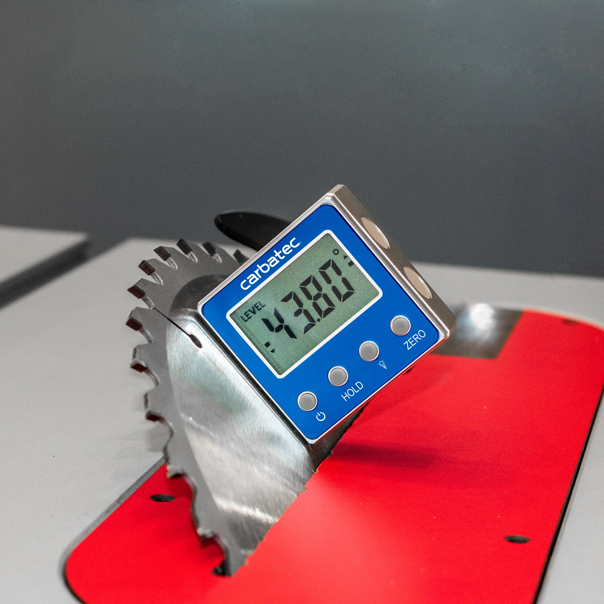 Carbatec Rechargeable Digital Angle Finder - Image 4